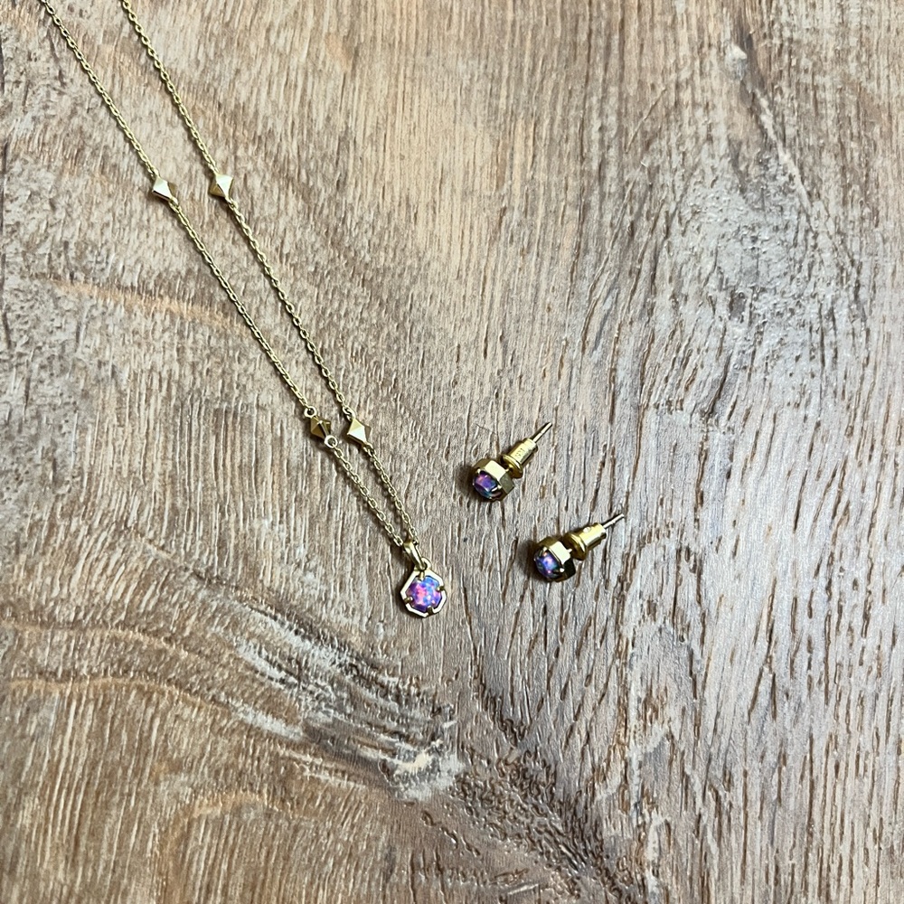 Kendra Scott Necklace and Earring Set
